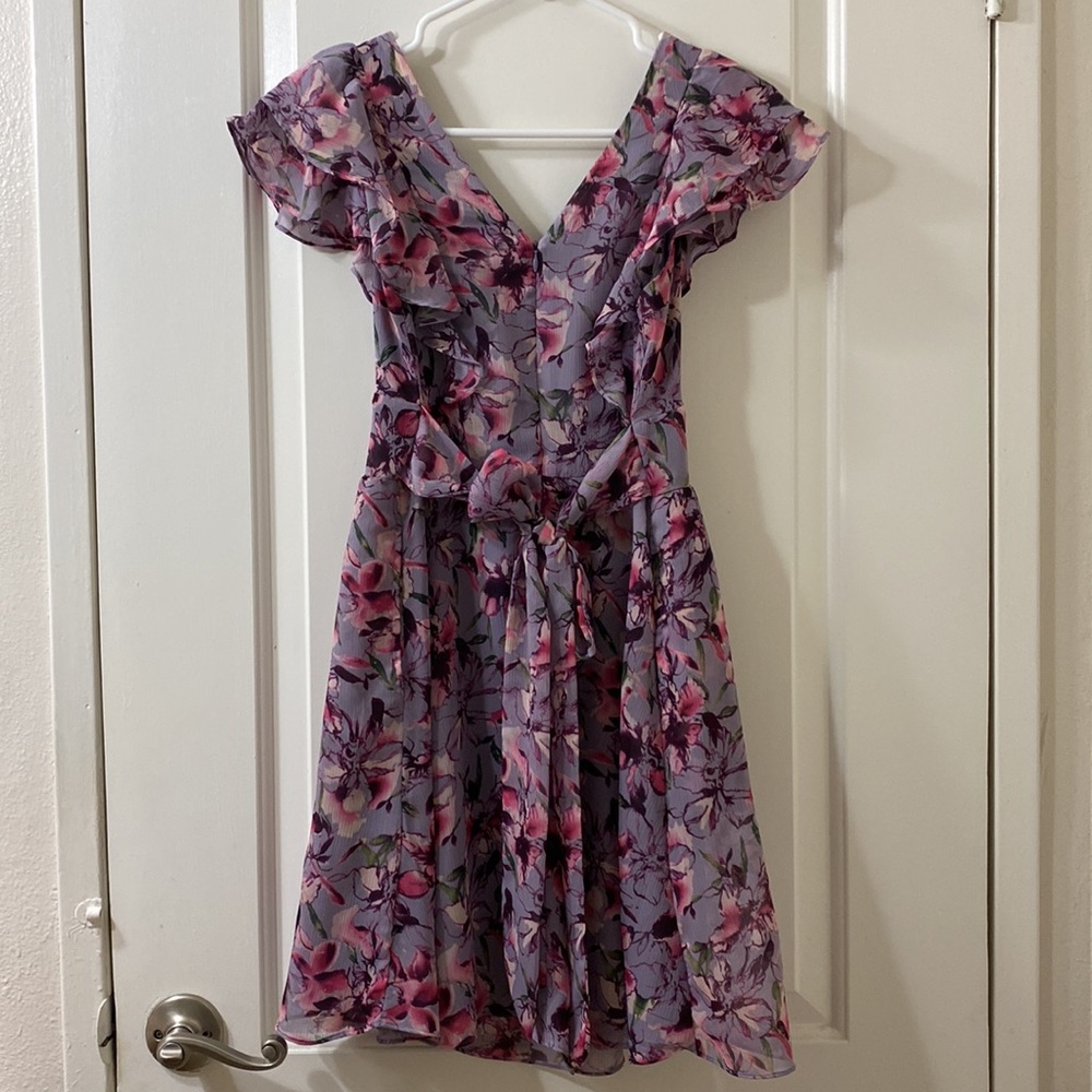 Dress - Picture 2 of 4